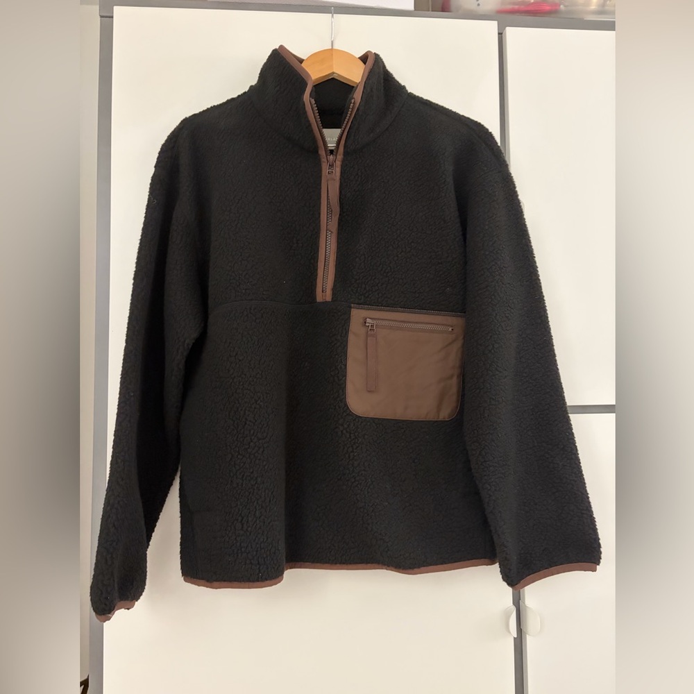 Everlane Black Sherpa Half-Zip with Brown Trim and Chest Pocket
